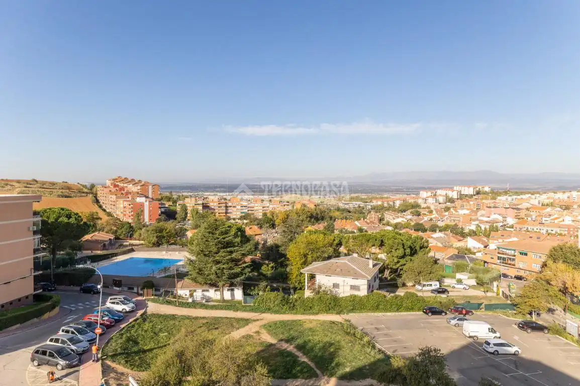 Vista exterior de Piso en venta en Algete con Aire acondicionado, Calefacción y Terraza