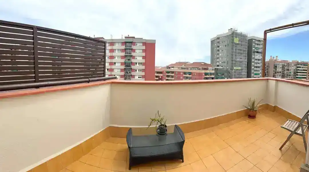 Terraza de Ático en venta en Barcelona con Terraza y Horno