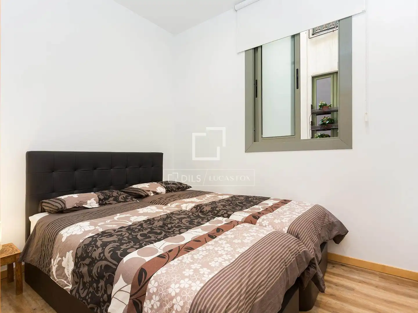 Schlafzimmer von Wohnung zum Verkauf in Barcelona mit Klimaanlage, Heizung und Parkett