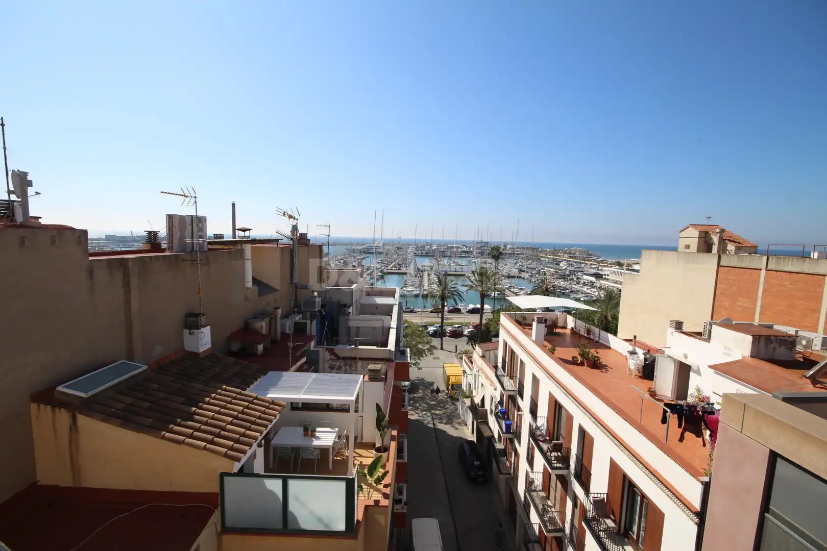 Terraza de Ático en venta en Vilanova i la Geltrú con Aire acondicionado, Calefacción y Terraza