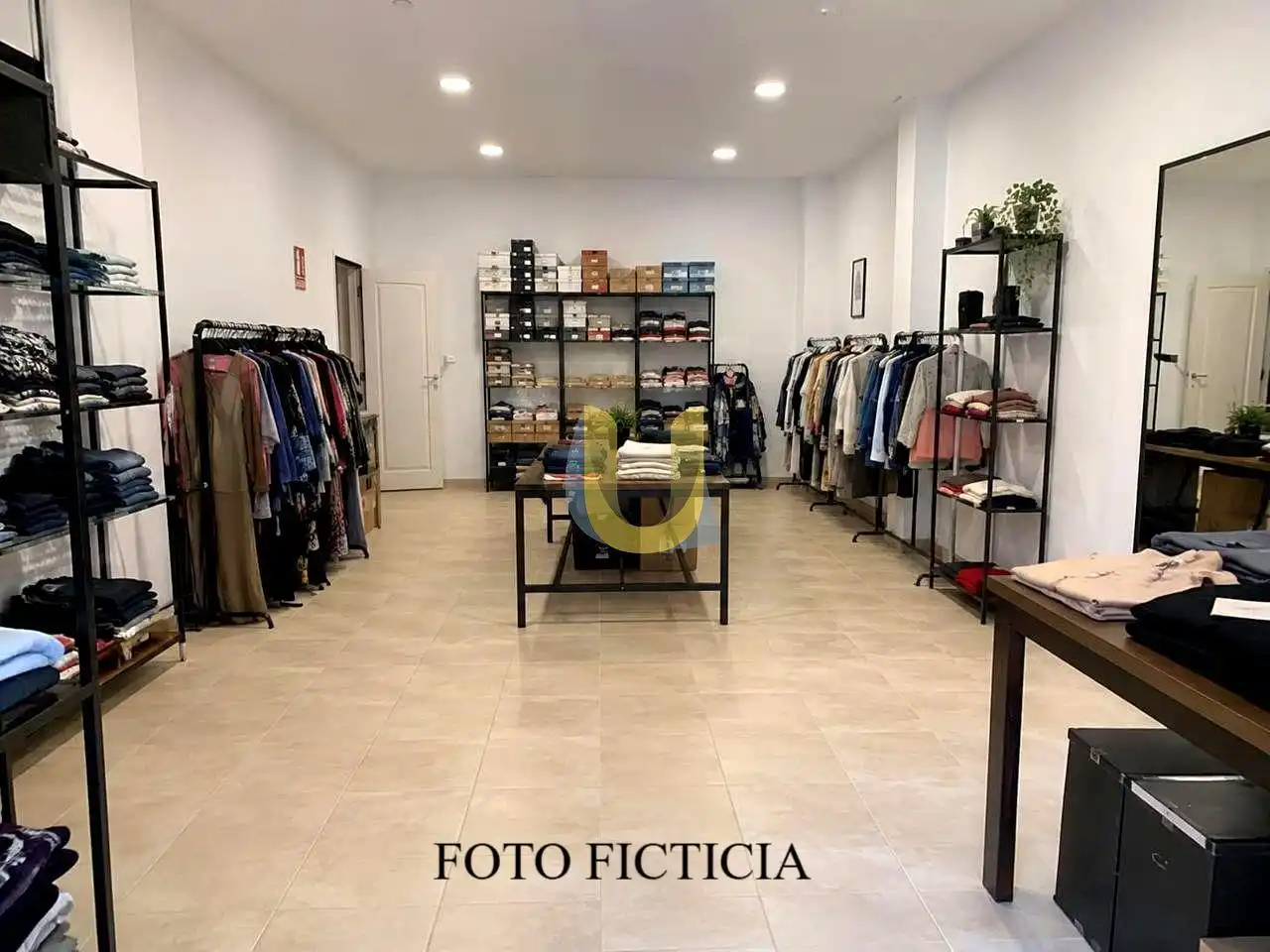 Local comercial en traspàs a Centro