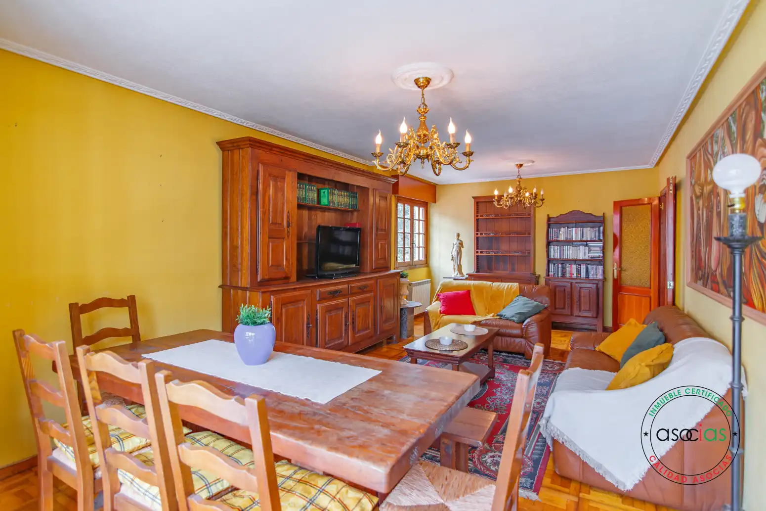 Sala d'estar de Pis en venda en Cudillero amb Calefacció, Parquet i Moblat
