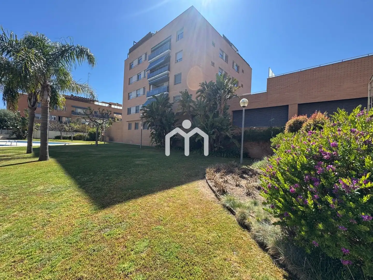 Vista exterior de Piso en venta en Montgat con Aire acondicionado, Calefacción y Parquet