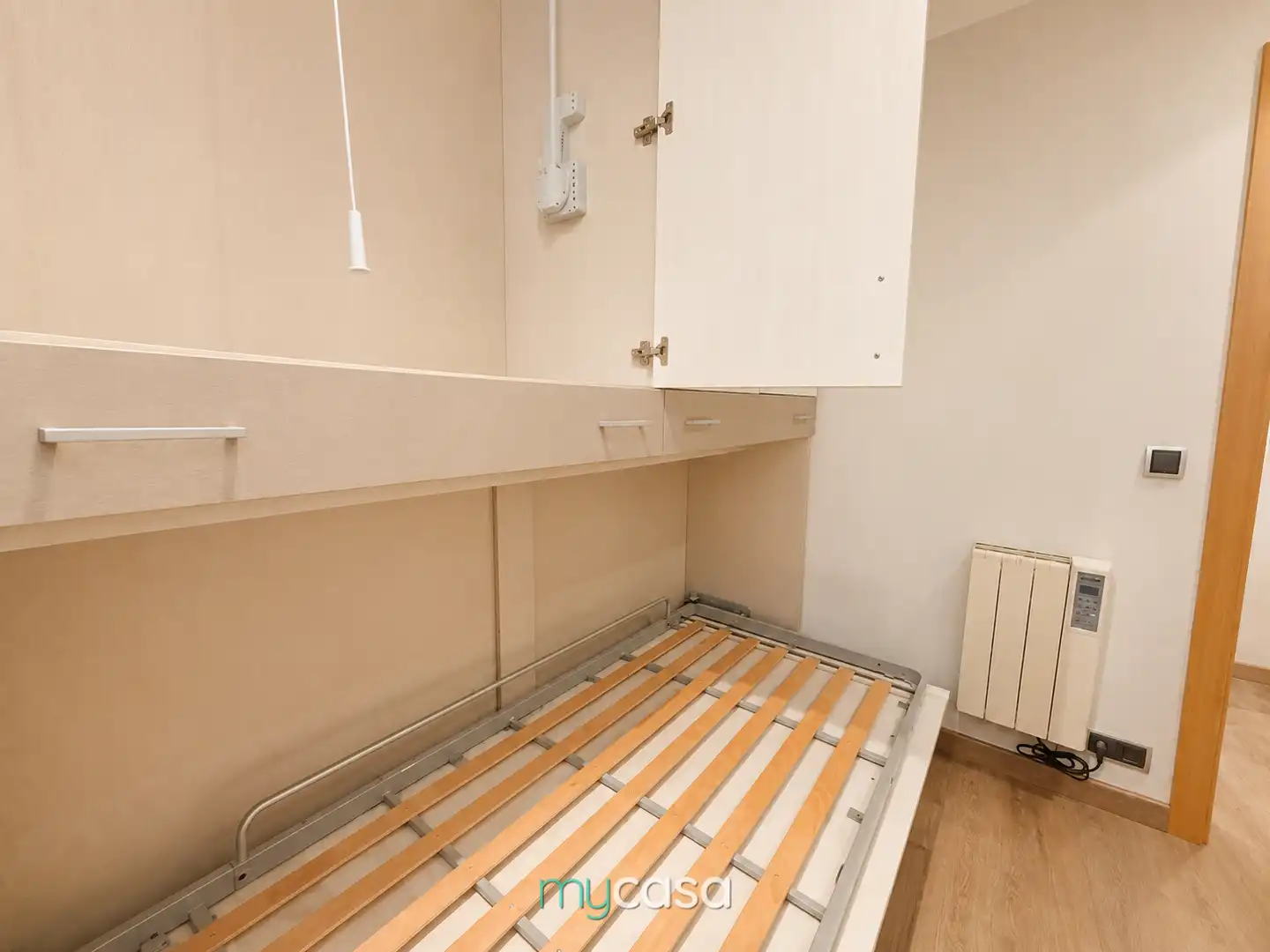 Bedroom of Flat for sale in Badalona  with Air Conditioner, Heating and Parquet flooring