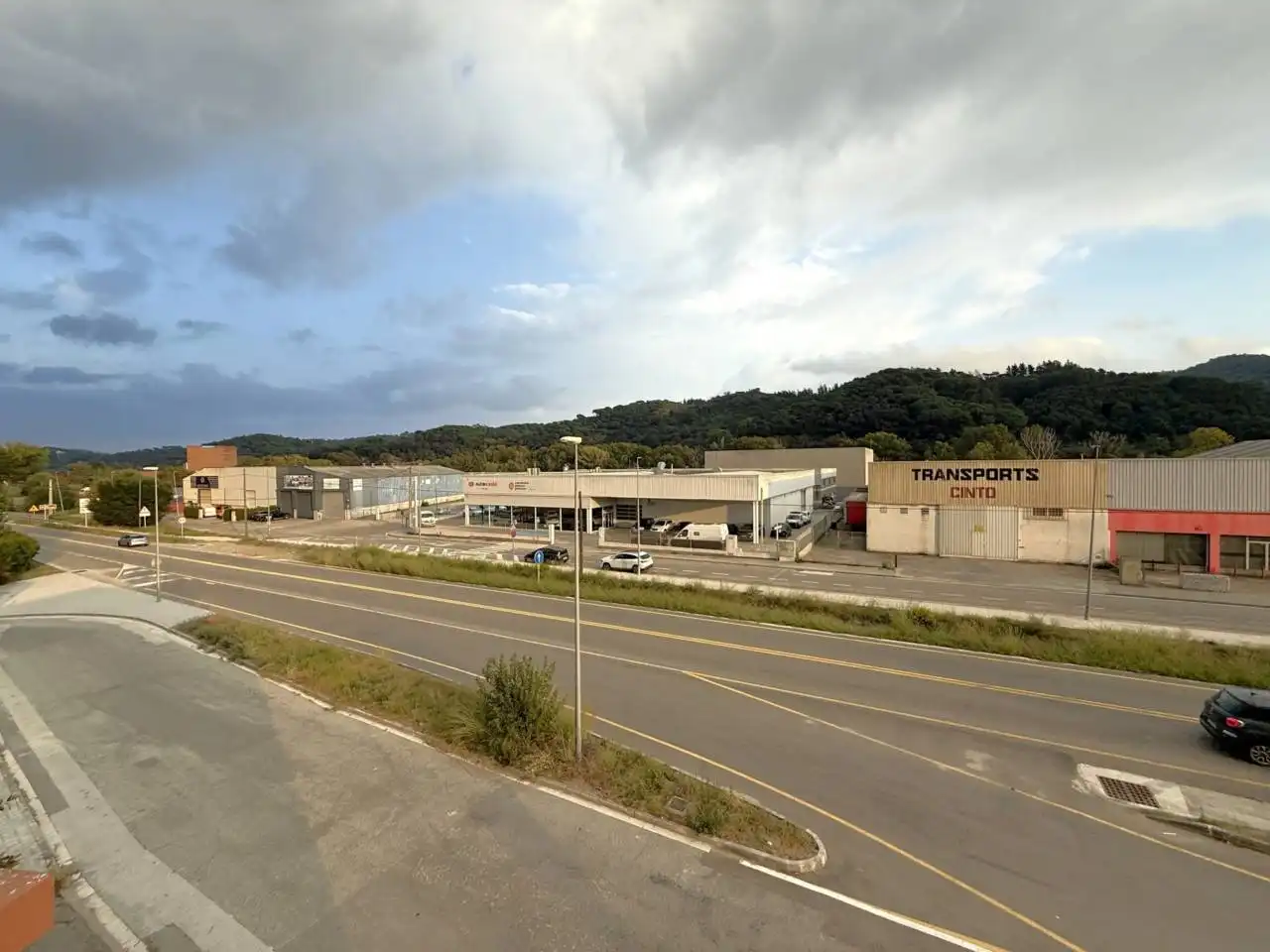 Vista exterior de Edificio en venta en Sant Celoni