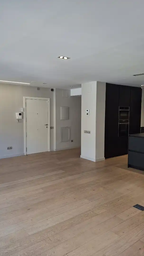 Ático con terraza en venta en Carrer del Camp 50, imagen 2