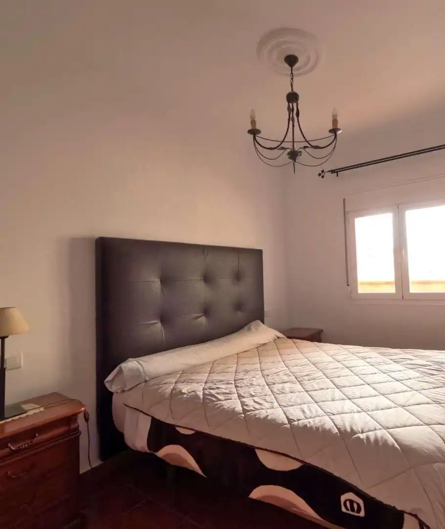 Dormitori de Apartament en venda en Fuengirola amb Aire condicionat, Terrassa i Traster