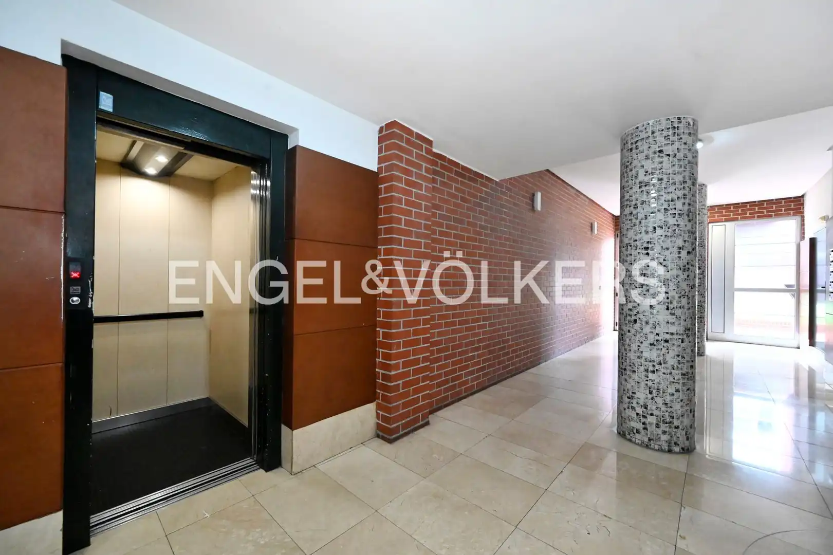 Piso en venta en Camargo con Calefacción, Terraza y Trastero