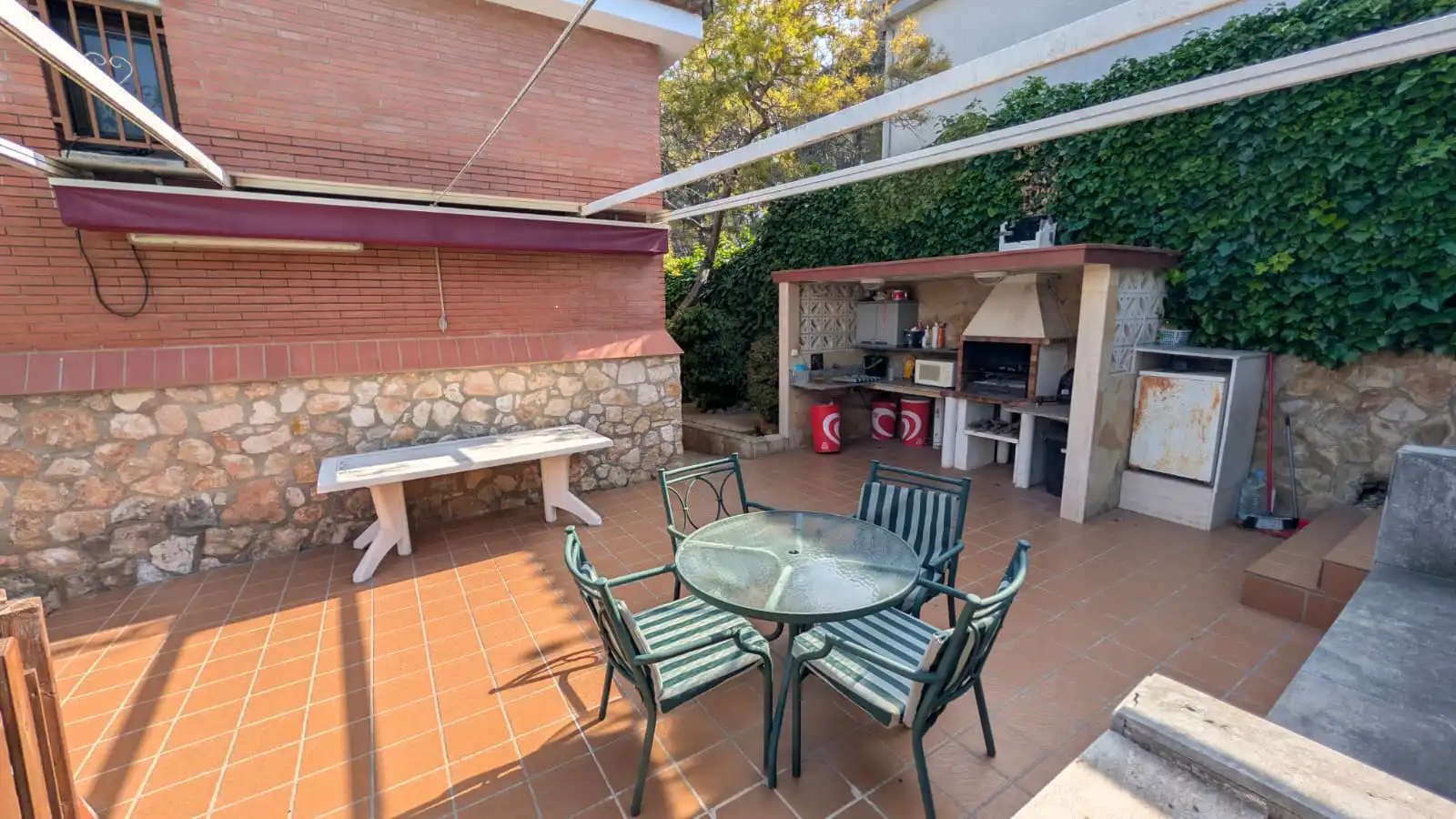Terrassa de Casa o xalet en venda en Calafell amb Jardí privat, Terrassa i Piscina