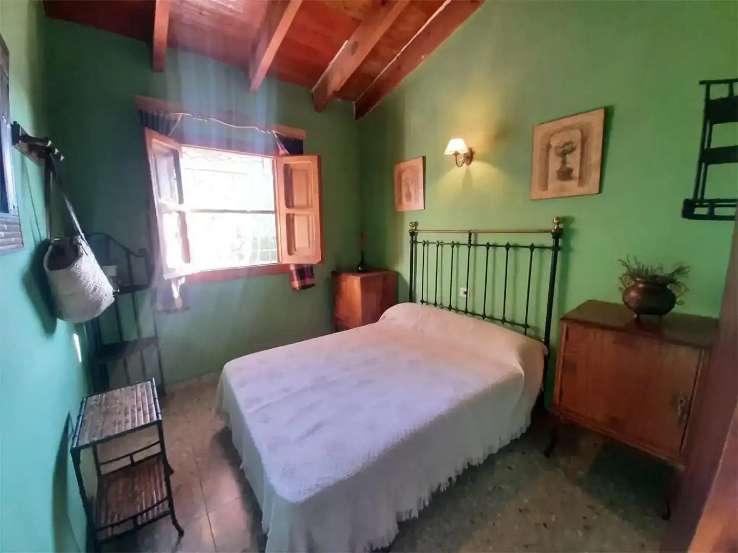 Dormitori de Casa o xalet en venda en Quesada amb Jardí privat, Piscina i Moblat