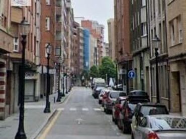Pis amb balcó en venda a Calle MARQUES DE CASA VALDES