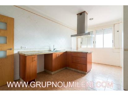 Kitchen of Flat for sale in  Valencia Capital  with Parquet flooring and Balcony