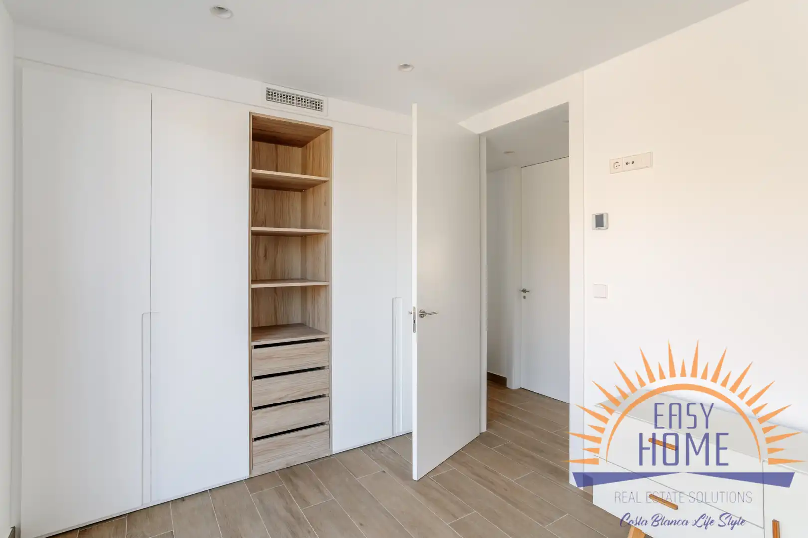Houses for sale in Monforte del Cid  with Air Conditioner, Heating and Private garden
