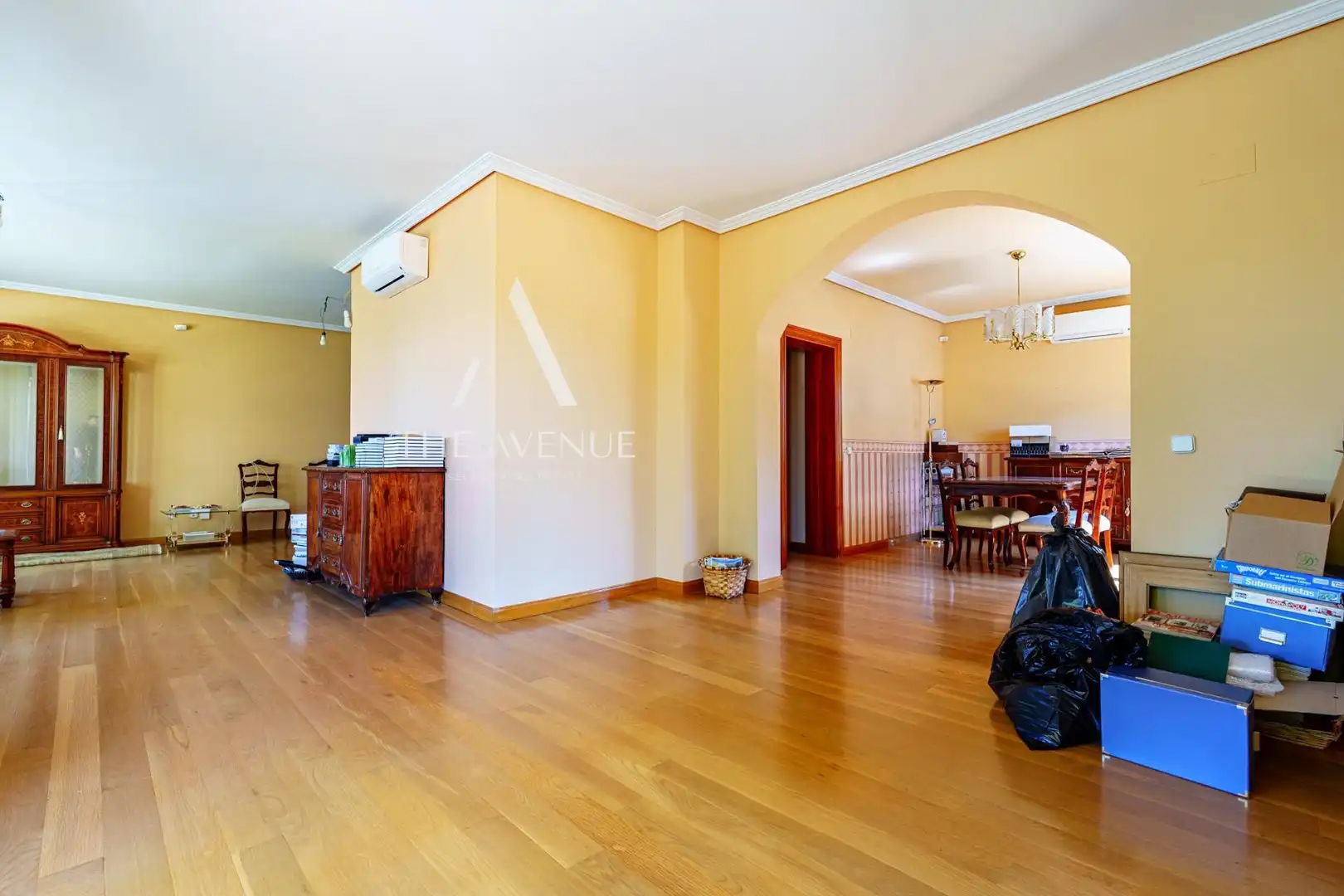 Sala d'estar de Casa o xalet en venda en Villaviciosa de Odón