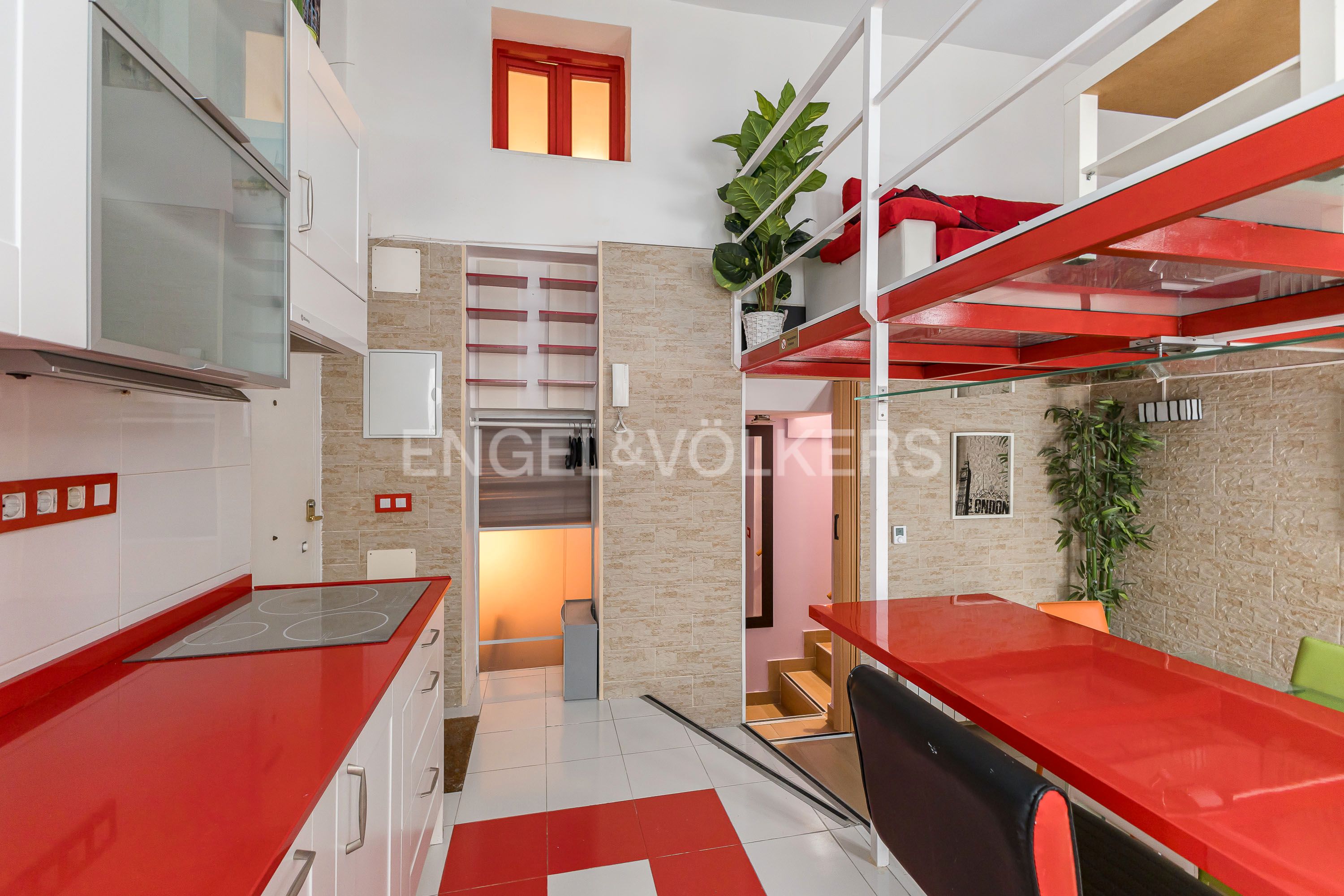 Cuina de Apartament en venda en  Madrid Capital amb Aire condicionat, Calefacció i Parquet