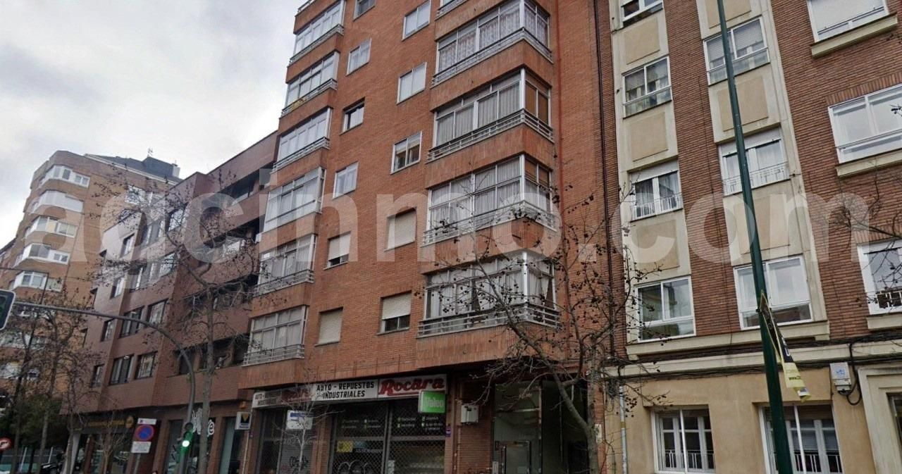 Exterior view of Flat for sale in Valladolid Capital  with Heating and Balcony