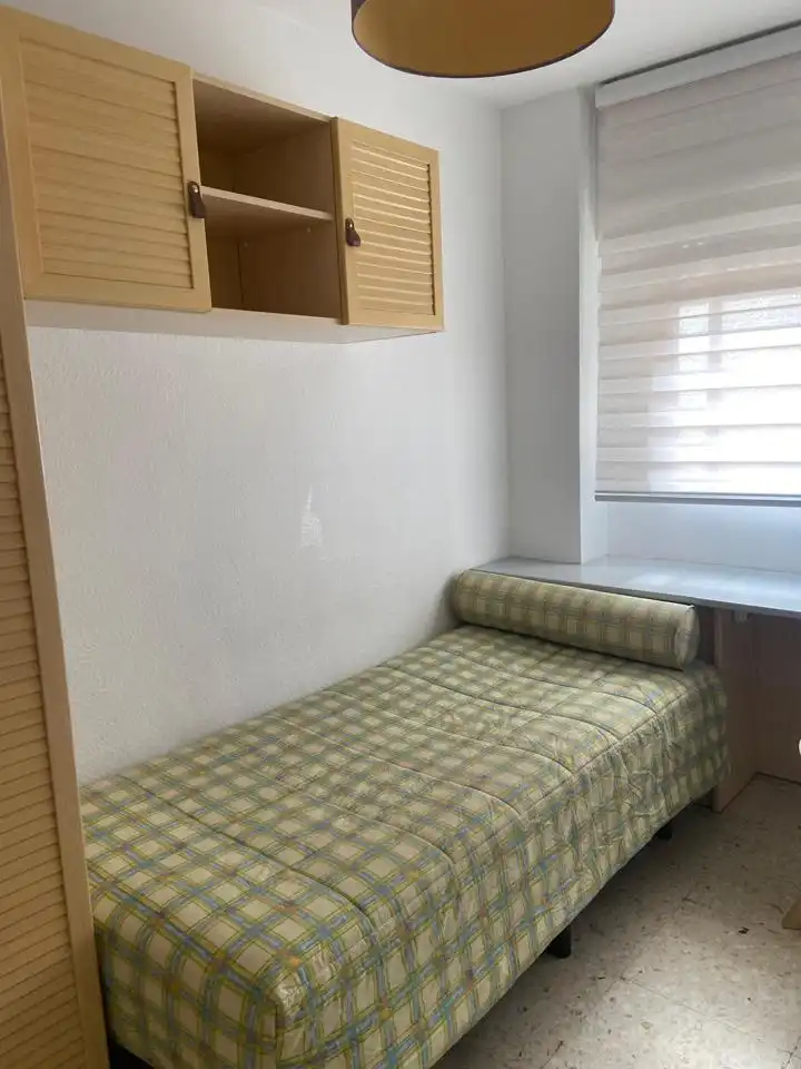 Dormitori de Pis de lloguer en Melilla