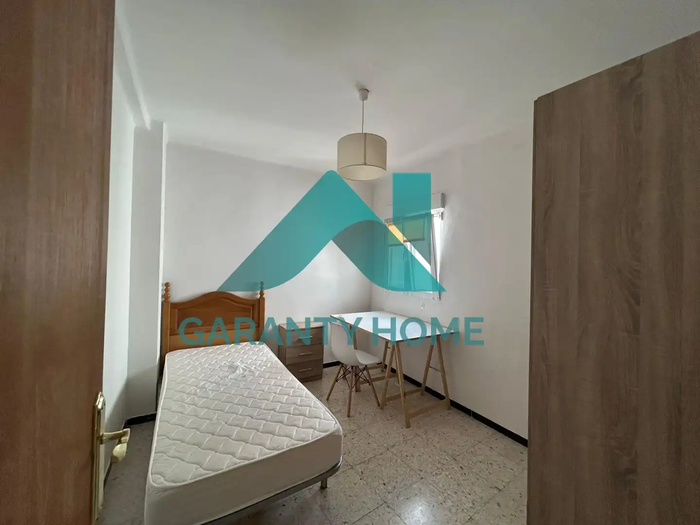 Flat for rent in Casco Antiguo
