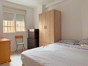 Pis de lloguer a Calle Amadeo Vives, Parque Ayala - Jardín de la Abadía - Huelín , Carretera de Cádiz