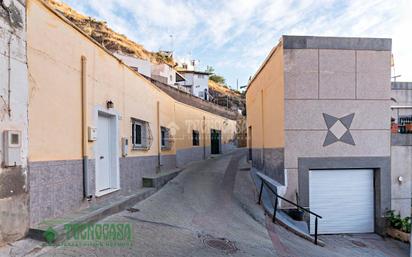Vista exterior de Casa o xalet en venda en Gádor amb Terrassa