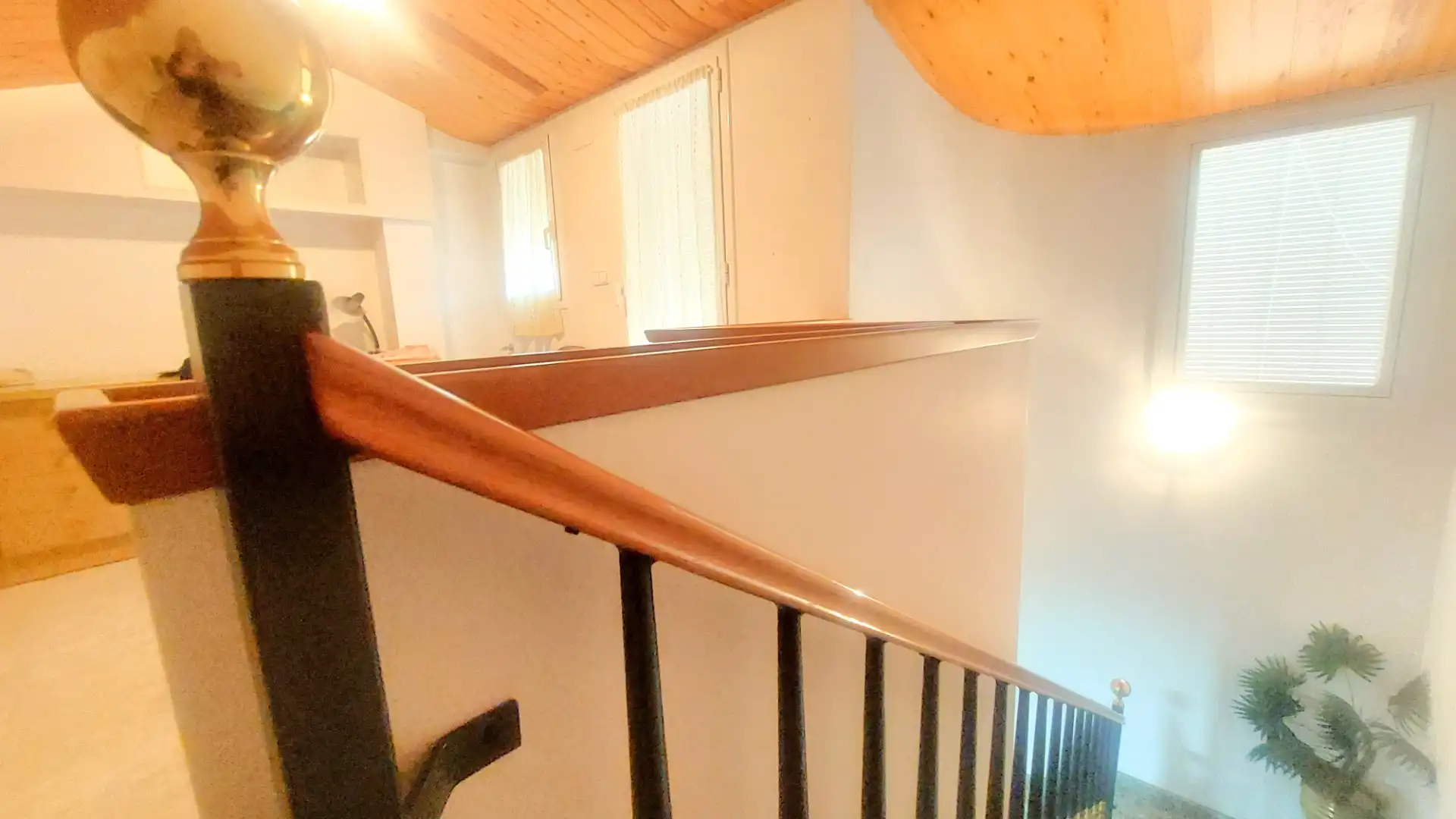 Casa a schiera con terrazza in vendita a Carrer Bisbe Valls, imagen 38