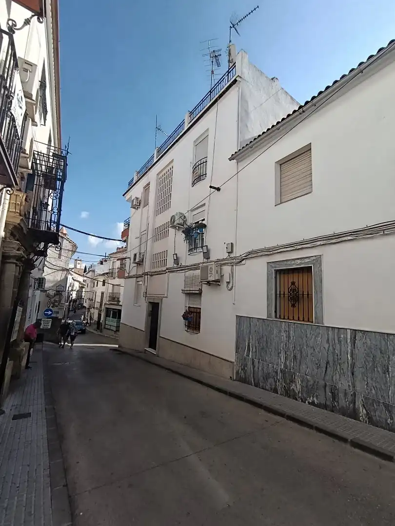 Vista exterior de Piso en venta en Iznájar con Aire acondicionado, Calefacción y Amueblado