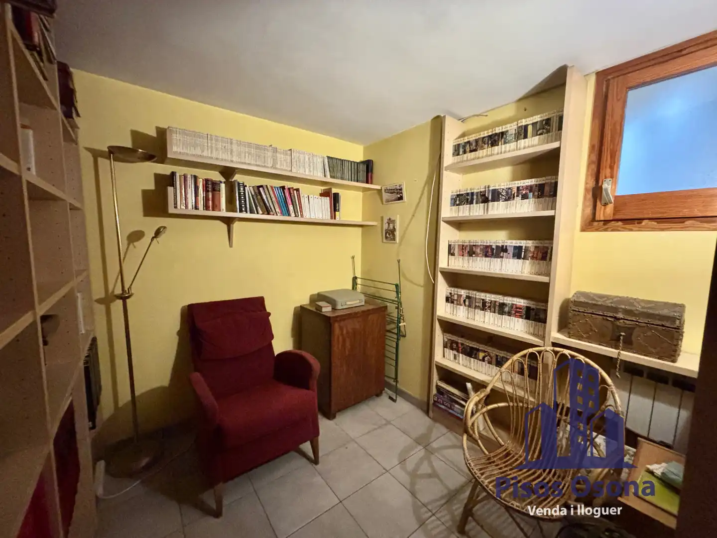 Piso en venta en Vic con Calefacción, Amueblado y Horno