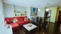 Living room of Flat for sale in Cáceres Capital  with Air Conditioner, Heating and Storage room