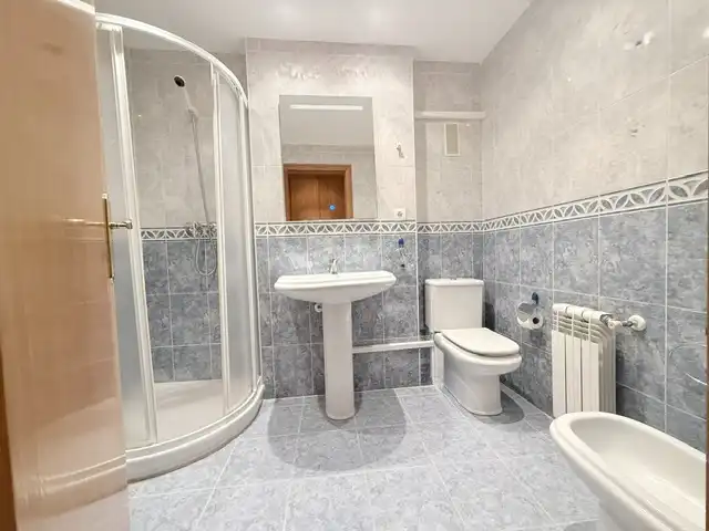 Flat with lift for sale in Oeste, imagen 28