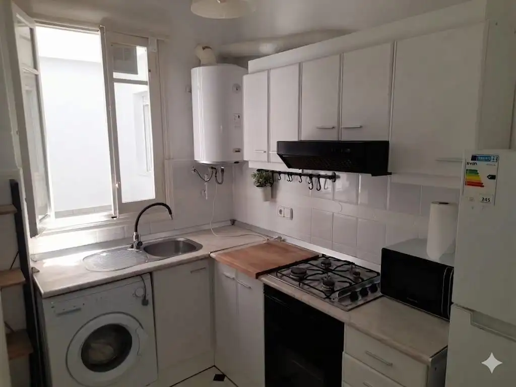 Küche von Wohnung zur Miete in Valencia mit Klimaanlage, Möbliert und Balkon