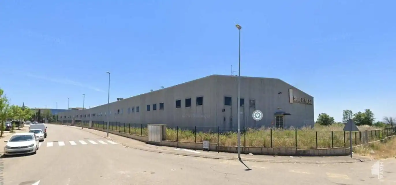 Vista exterior de Nave industrial en venta en Cassà de la Selva