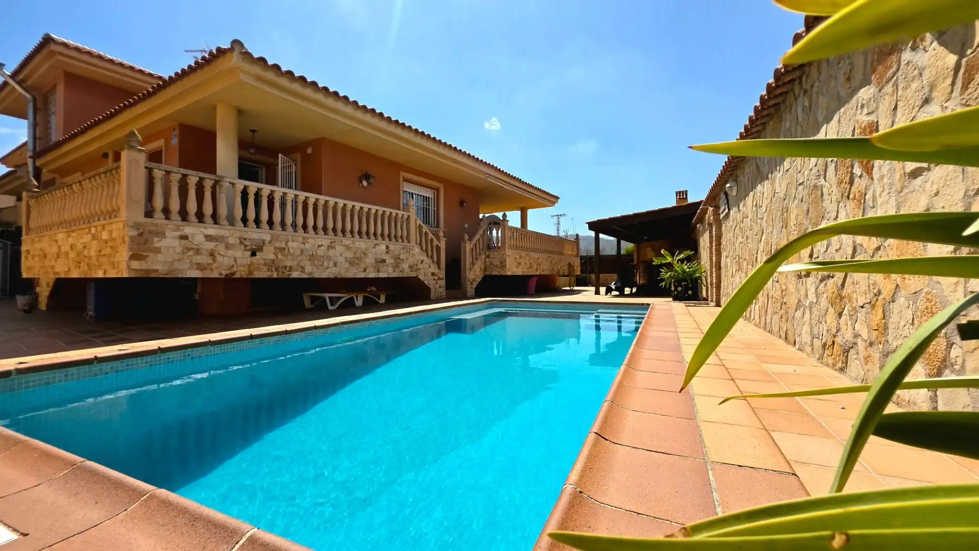Piscina de Casa o chalet en venta en La Unión ciudad