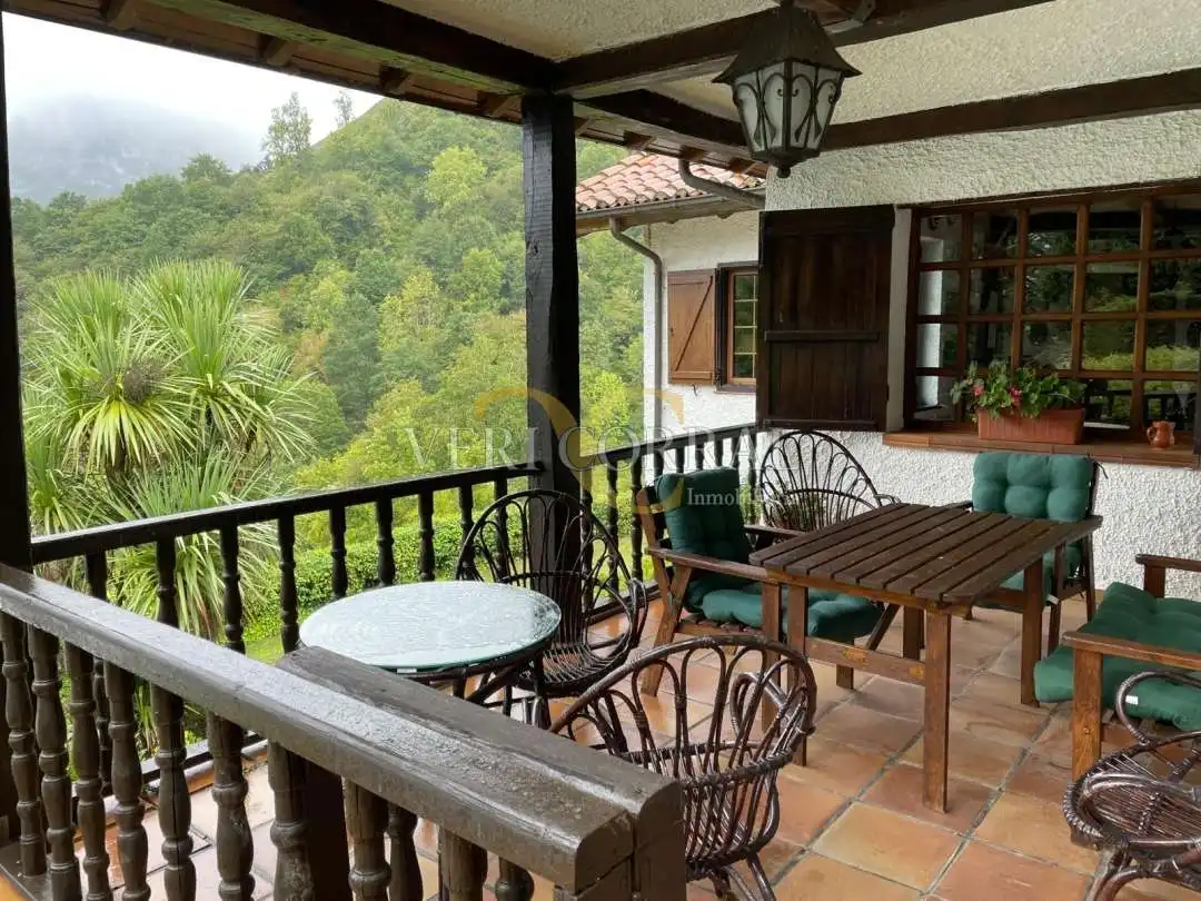 Terraza de Casa o chalet en venta en Caso con Calefacción, Jardín privado y Terraza