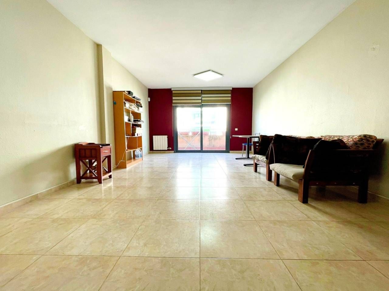 Living room of Flat for sale in Cerdanyola del Vallès  with Air Conditioner, Heating and Storage room
