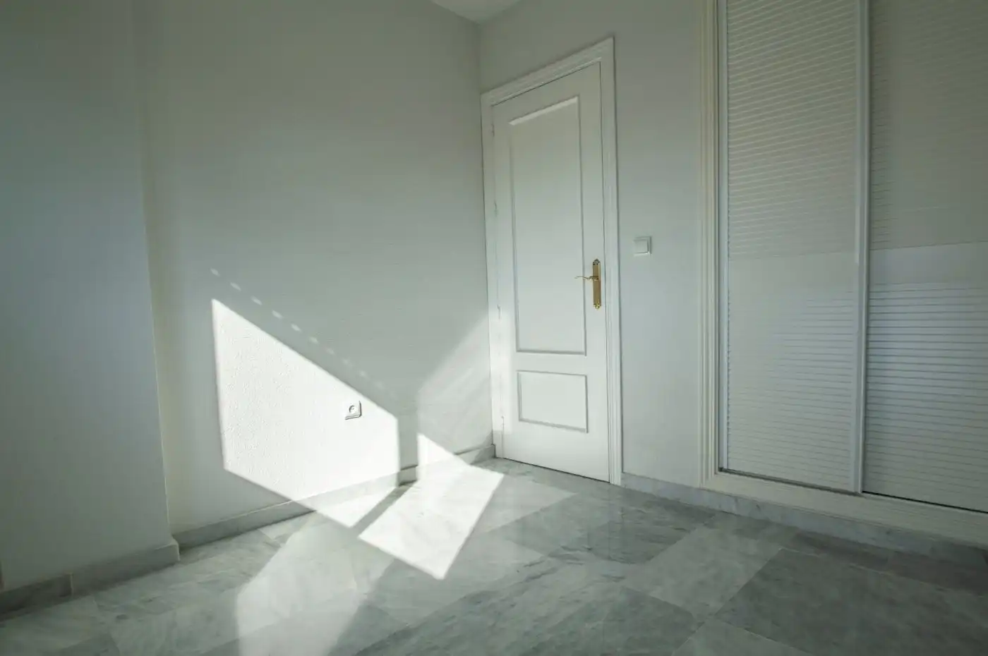 Flat for rent in Roquetas de Mar  with Terrace and Community pool