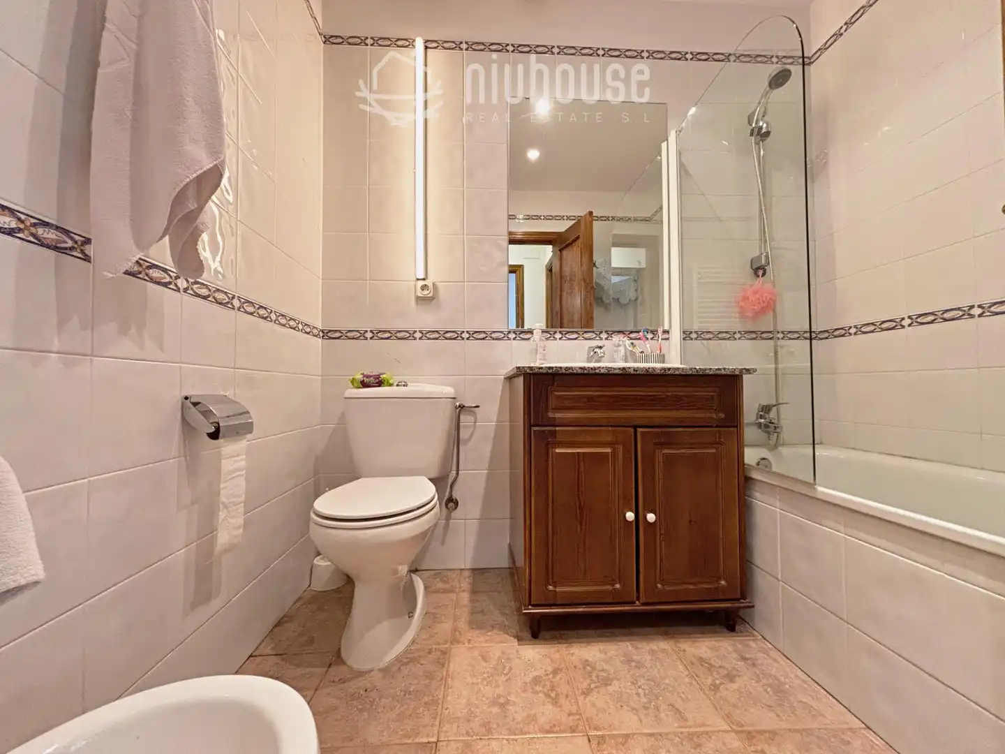 Bathroom of Duplexes for sale in Bolvir