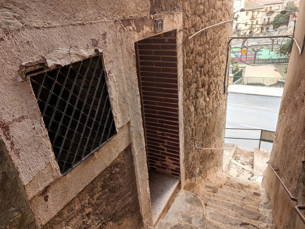 Exterior view of Flat for sale in Horta de Sant Joan  with Balcony