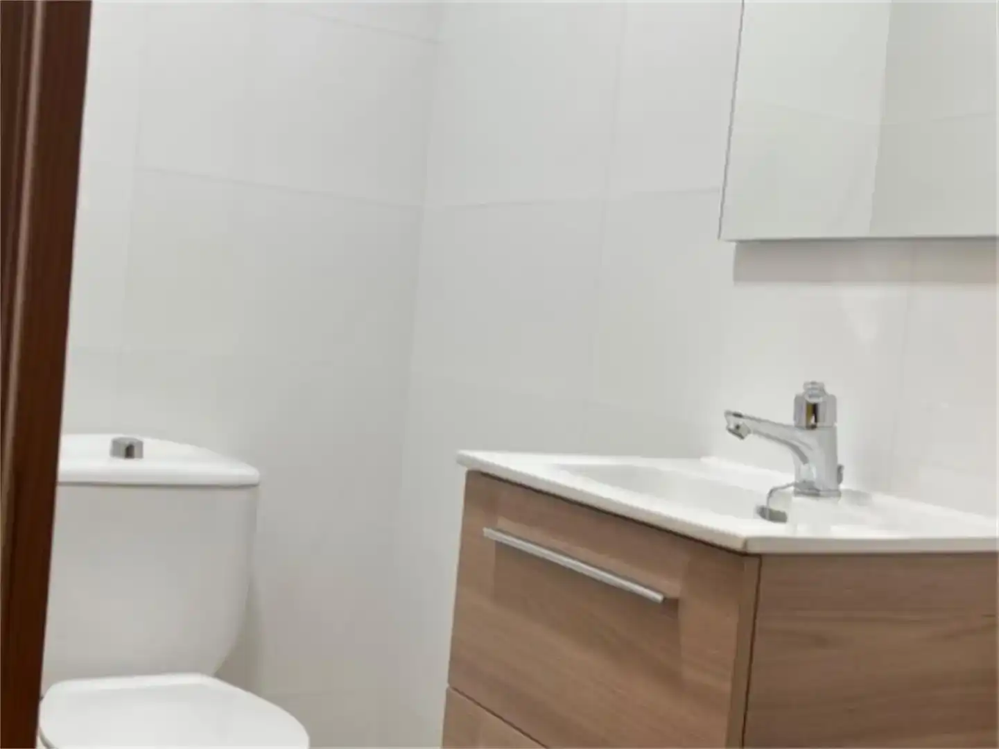 Badezimmer von Wohnung zur Miete in Calabardina