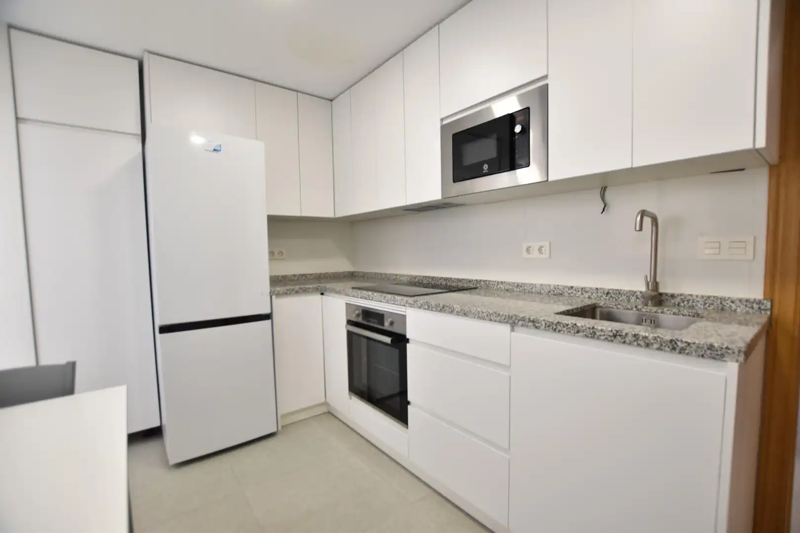 Kitchen of Flat for rent in Granada  with Air Conditioner and Furnished
