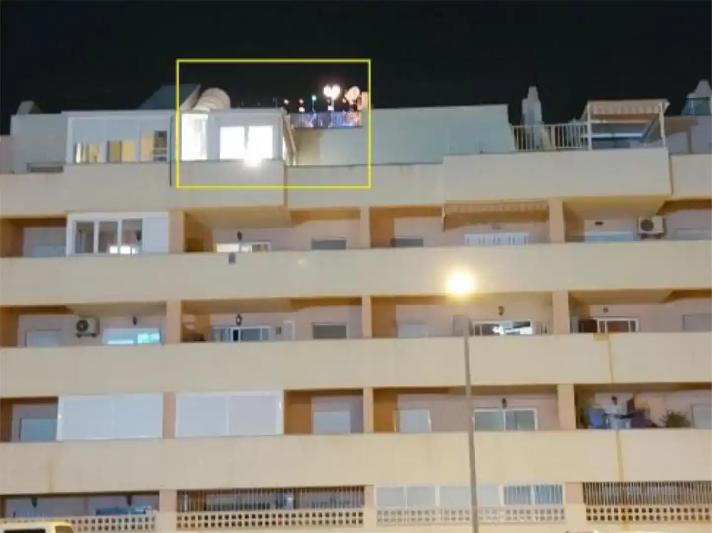 Terrassa de Àtic en venda en Roquetas de Mar amb Aire condicionat, Piscina i Balcó