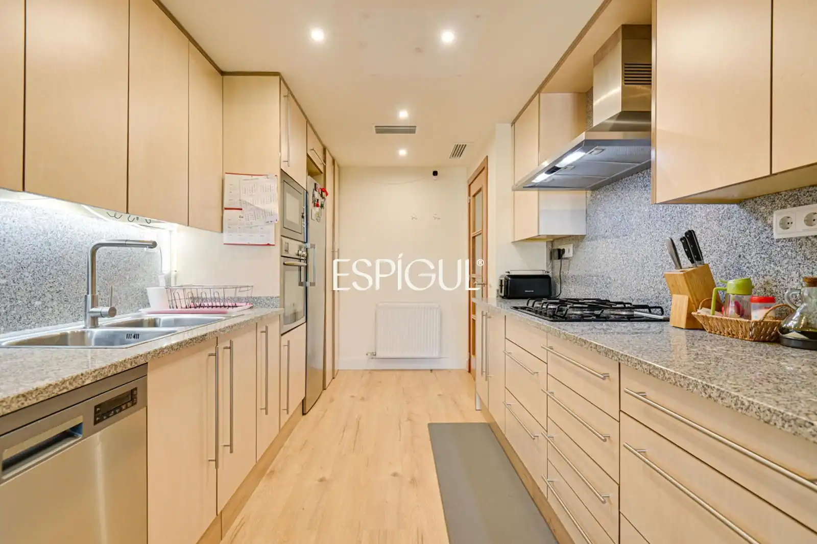 Cocina de Casa o chalet en venta en Aiguaviva con Aire acondicionado, Calefacción y Parquet