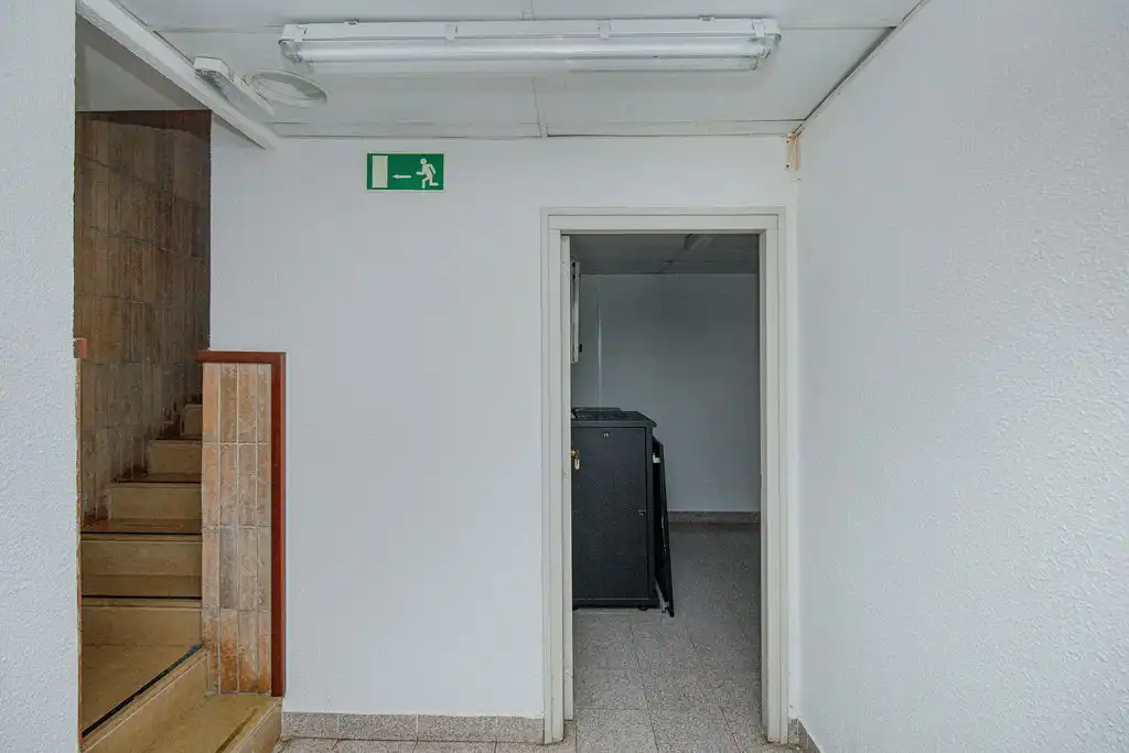 Local comercial en venta en Pz Dr Gravalosa, imagen 18