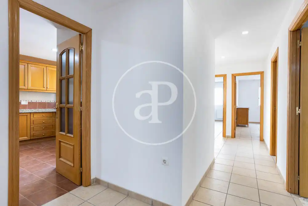 Wohnung zum Verkauf in Onda mit Heizung, Abstellraum und Balkon