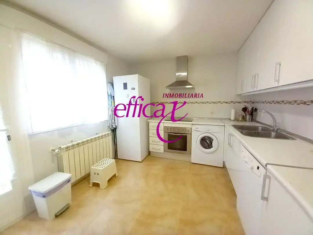Kitchen of Houses for sale in Santo Domingo-Caudilla  with Heating