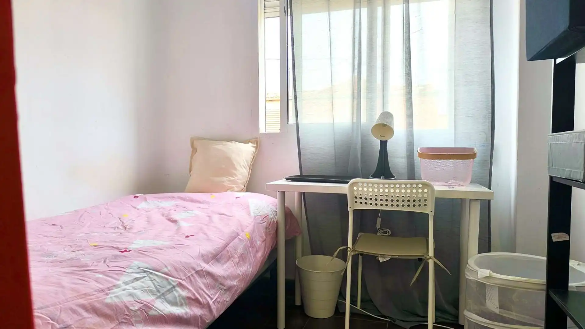 Habitación de Piso para compartir en  Madrid Capital con Aire acondicionado, Calefacción y Terraza