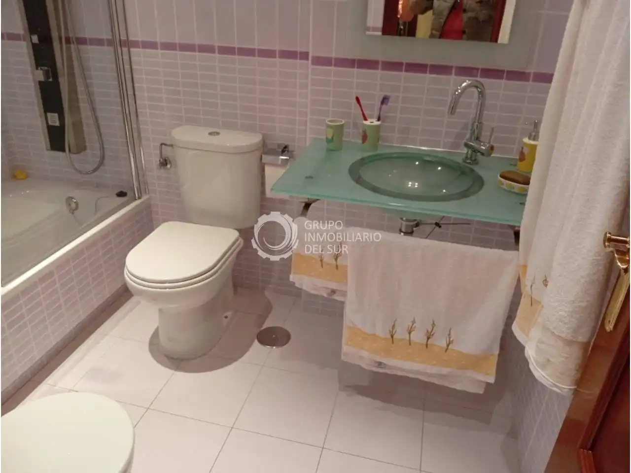 Bathroom of Flat for sale in Puerto Real  with Terrace and Storage room