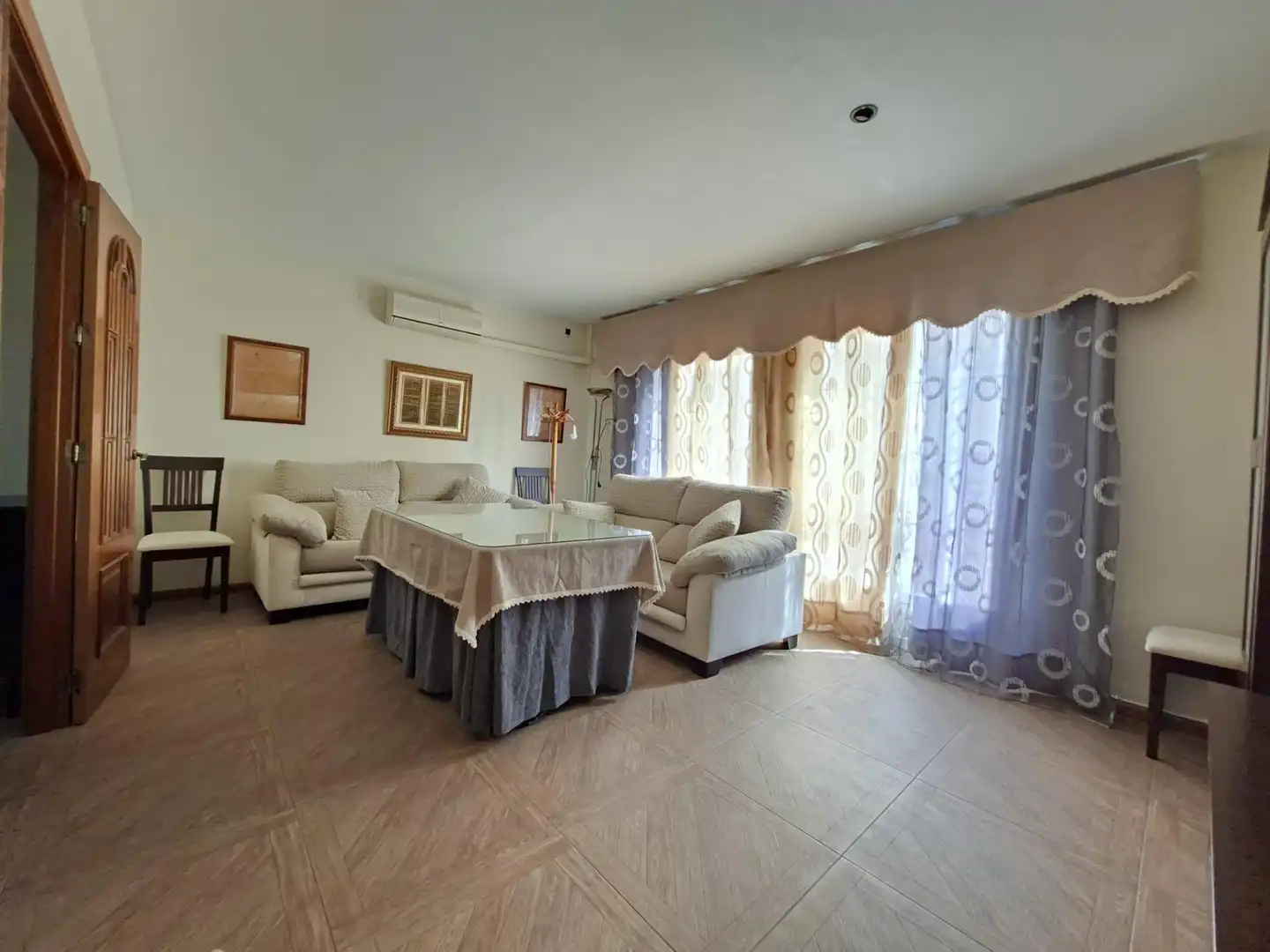 Sala de estar de Dúplex en venta en Badajoz con Aire acondicionado, Calefacción y Trastero