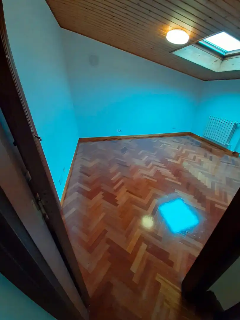 Dúplex en venta en Oleiros con Calefacción, Parquet y Terraza