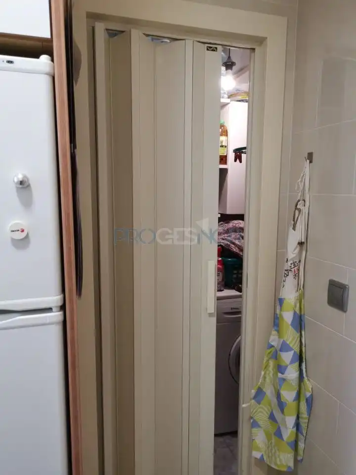 Piso en venta en León Capital  con Calefacción, Trastero y Balcón