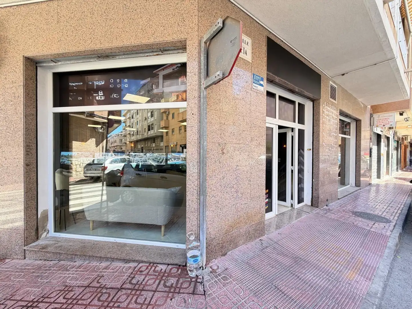 Local en venda en Torrevieja amb Aire condicionat